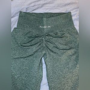 NVGTN Scrunch Leggings